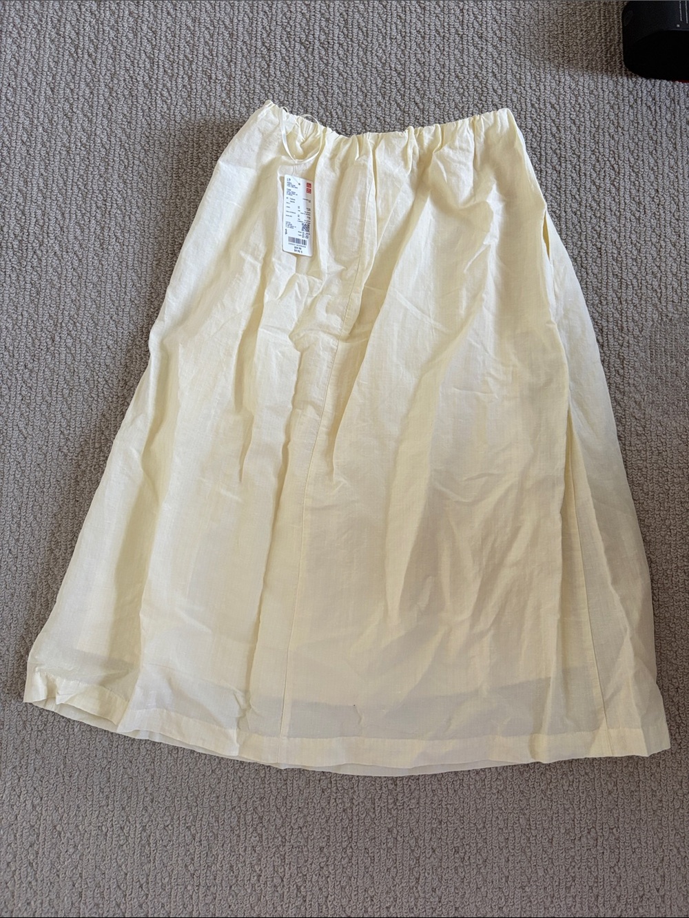 Uniqlo Pale Yellow A-Line Women's Skirt